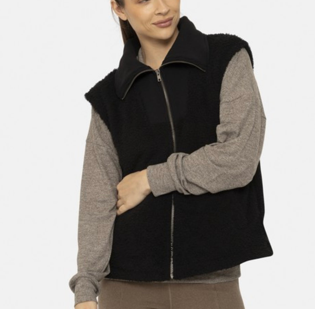 Black Cozy Sherpa Vest